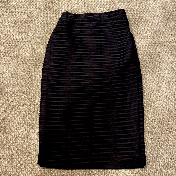 Textured Lined Pencil Skirt - Picture 1 of 4